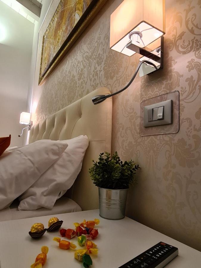 B&B Gardacharme Desenzano del Garda Dış mekan fotoğraf