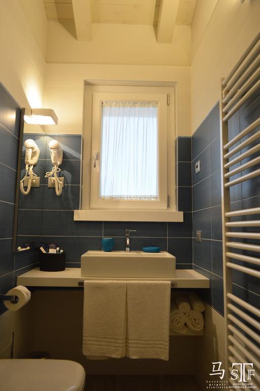 B&B Gardacharme Desenzano del Garda Dış mekan fotoğraf