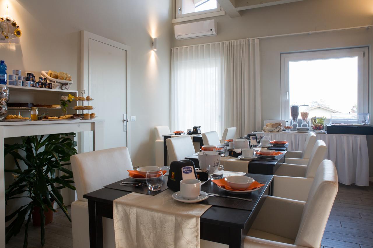 B&B Gardacharme Desenzano del Garda Dış mekan fotoğraf
